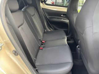 Voertuigafbeelding 12