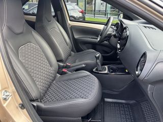 Voertuigafbeelding 13