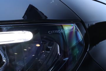 Voertuigafbeelding 7