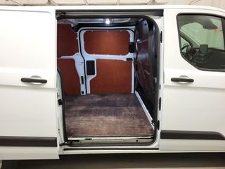 Voertuigafbeelding 6