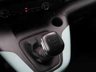 Voertuigafbeelding 17