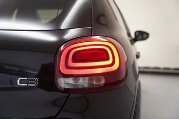 Voertuigafbeelding 31