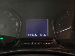 Voertuigafbeelding 9