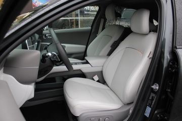 Voertuigafbeelding 8