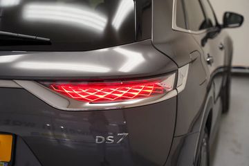 Voertuigafbeelding 38