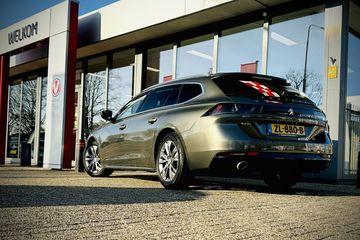 Voertuigafbeelding 7