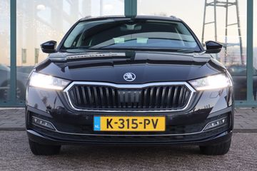 Voertuigafbeelding 6