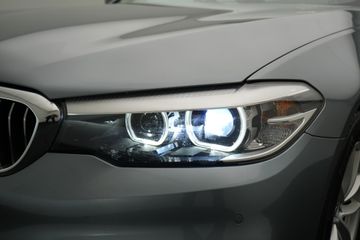 Voertuigafbeelding 35