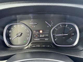 Voertuigafbeelding 13