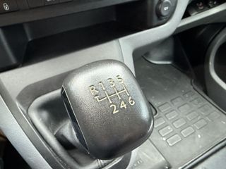 Voertuigafbeelding 17