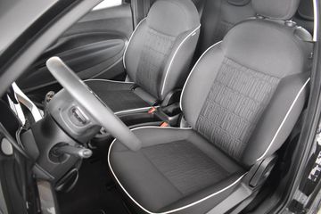 Voertuigafbeelding 3