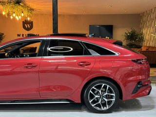 Voertuigafbeelding 14