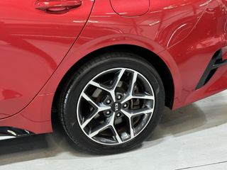 Voertuigafbeelding 15