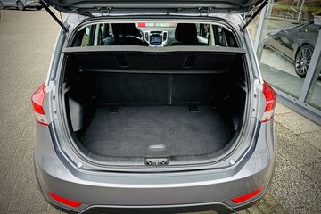 Voertuigafbeelding 10