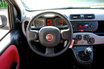 Voertuigafbeelding 5