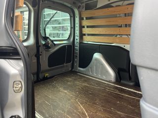 Voertuigafbeelding 25