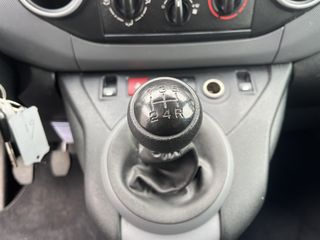 Voertuigafbeelding 28