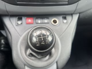 Voertuigafbeelding 31