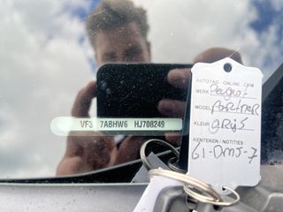 Voertuigafbeelding 44