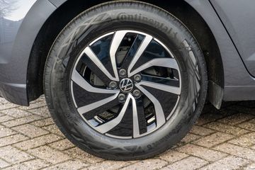 Voertuigafbeelding 15