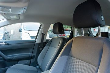 Voertuigafbeelding 19