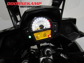 Voertuigafbeelding 6