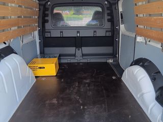 Voertuigafbeelding 12