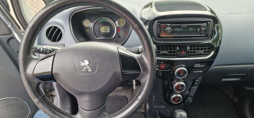 Voertuigafbeelding 6