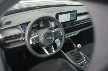 Voertuigafbeelding 8