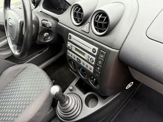 Voertuigafbeelding 18