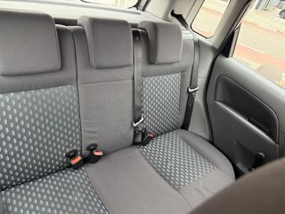 Voertuigafbeelding 42