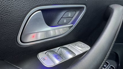 Voertuigafbeelding 26