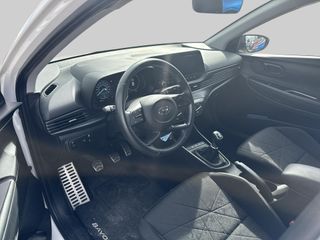 Voertuigafbeelding 3