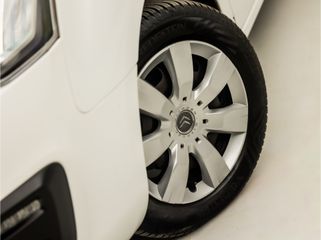 Voertuigafbeelding 14