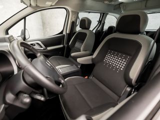 Voertuigafbeelding 15