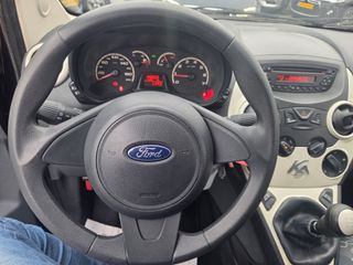 Voertuigafbeelding 2