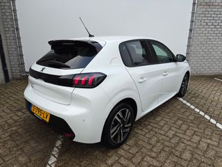 Voertuigafbeelding 8