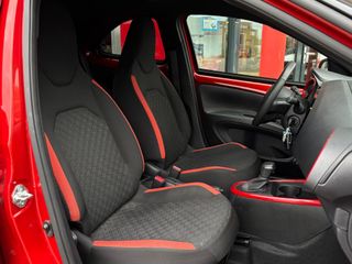 Voertuigafbeelding 10