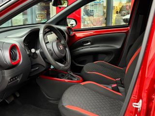 Voertuigafbeelding 8