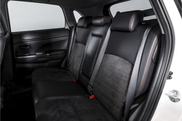 Voertuigafbeelding 6