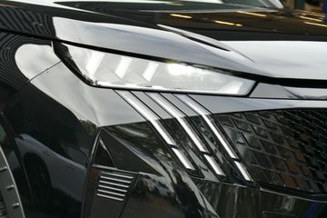 Voertuigafbeelding 9