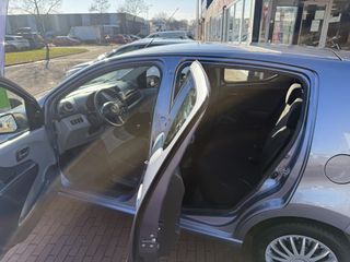 Voertuigafbeelding 68