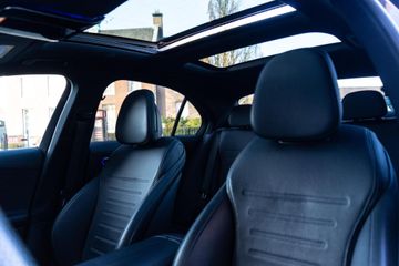 Voertuigafbeelding 9