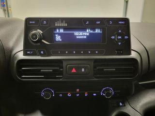 Voertuigafbeelding 9