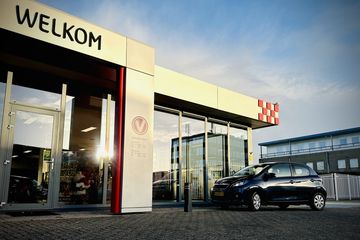 Voertuigafbeelding 4