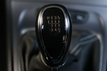 Voertuigafbeelding 13