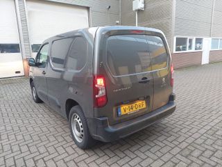 Voertuigafbeelding 6