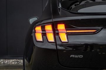 Voertuigafbeelding 35