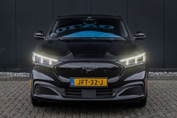 Voertuigafbeelding 8