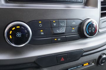 Voertuigafbeelding 7